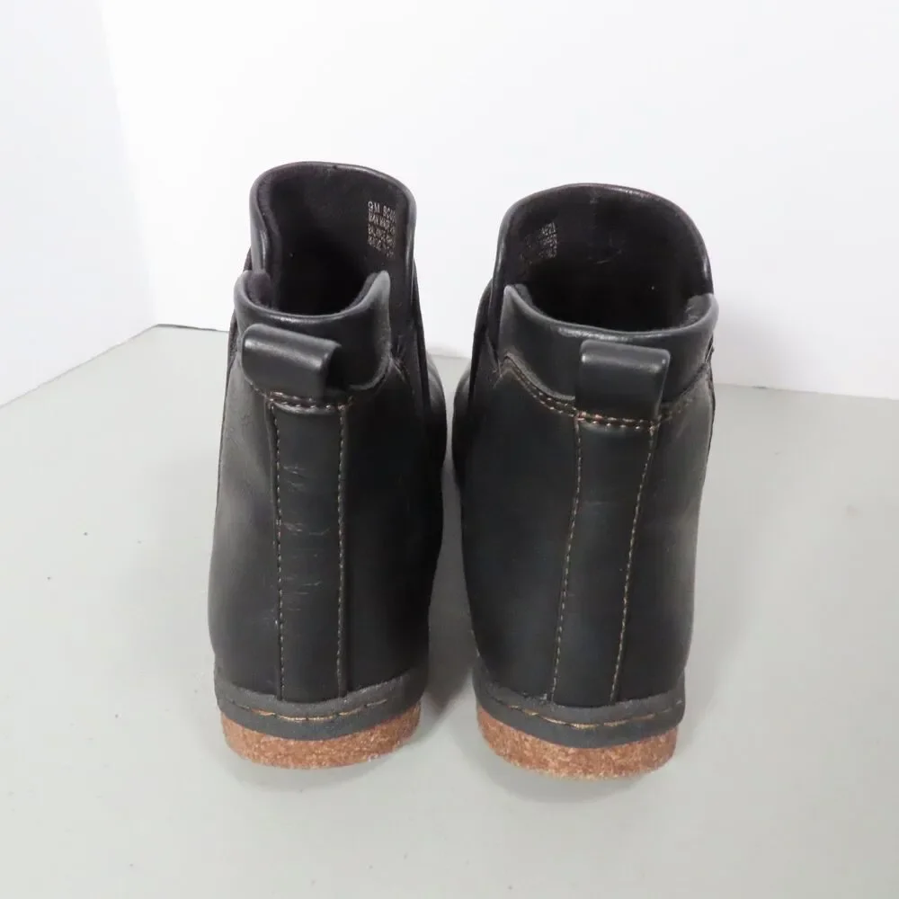 b.o.c Born Concept Womens Size 9M Black Faux Leather Ankle Chelsea Boots Short